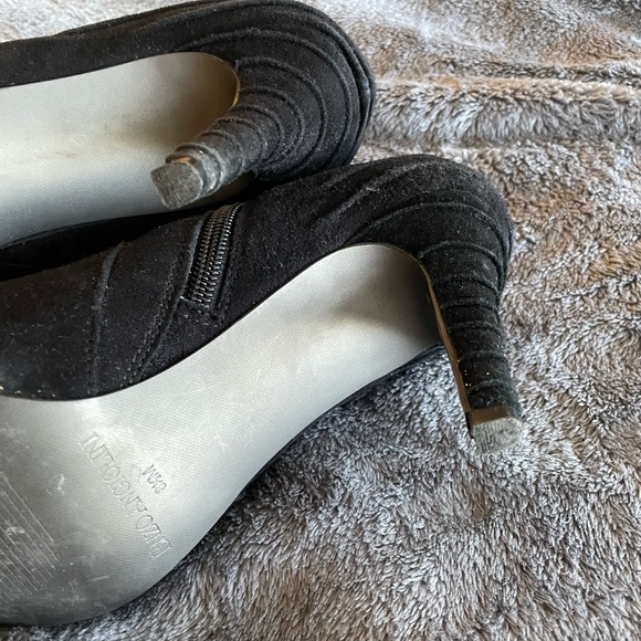 Black suede 4” heel boots in good used condition women size 8.5M - Picture 4 of 8